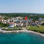 2 Bedroom Stunning Apartment In Malinska * Malinska